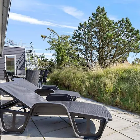 4 Star In * Norre Nebel