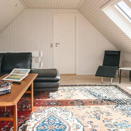 4 Star In Holiday home