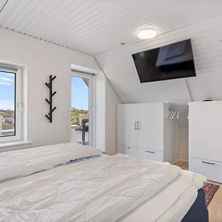 Holiday home 4 Star In Norre Nebel