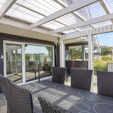 4 Star In Holiday home