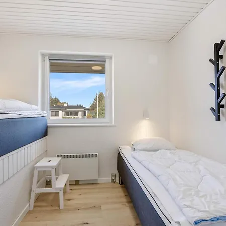 4 Star In Holiday home